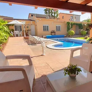 Сasa de vacaciones Privado Con Piscina Y Barbacoa Tarragona