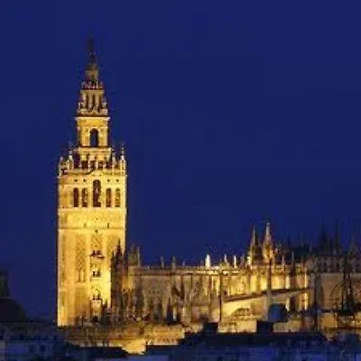 Adriano Boutique Sevilla 3*, Seville