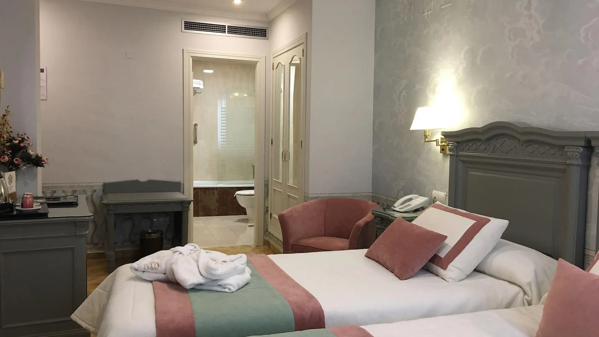 Adriano Boutique Sevilla 3*, Seville Spain