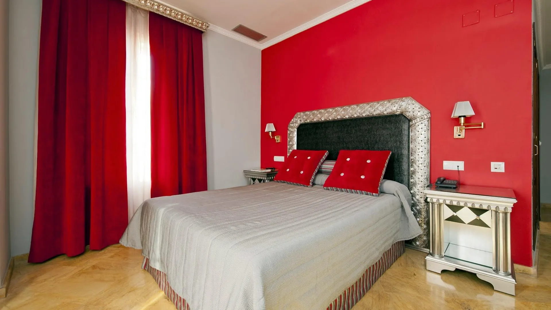 Adriano Boutique Sevilla Hotel
