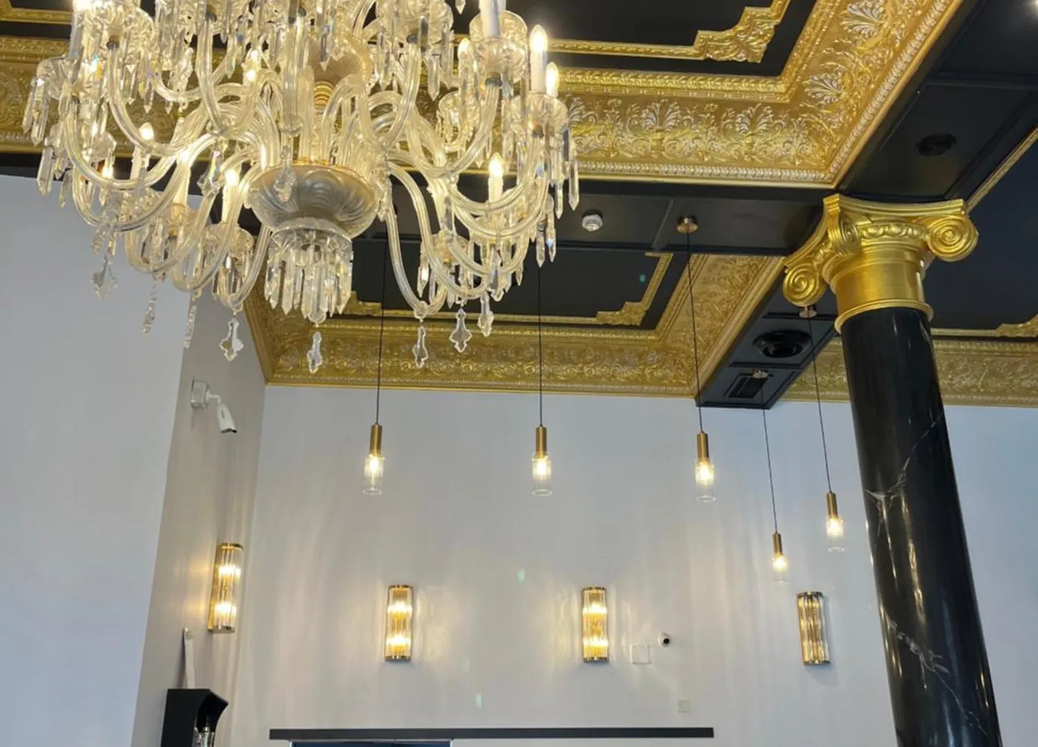 Adriano Boutique Sevilla España